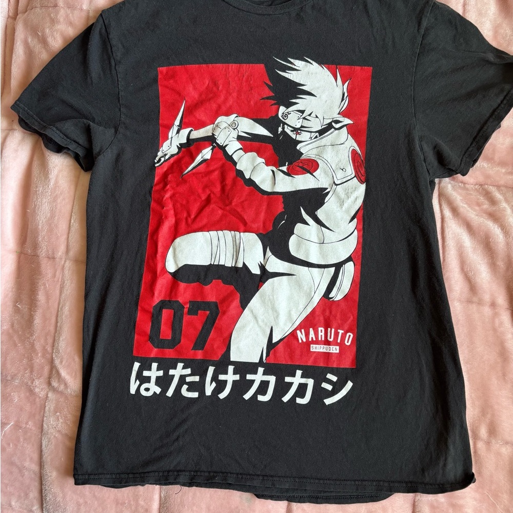 Naruto Black Graphic Tee - Short Sleeve